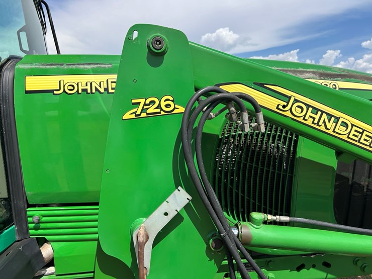 john-deere-7320-image-39