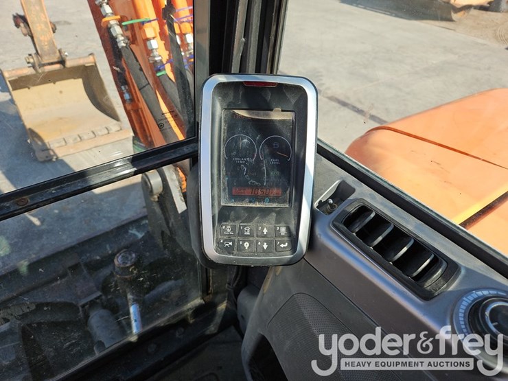 2019-doosan-dx85r-3-image-37