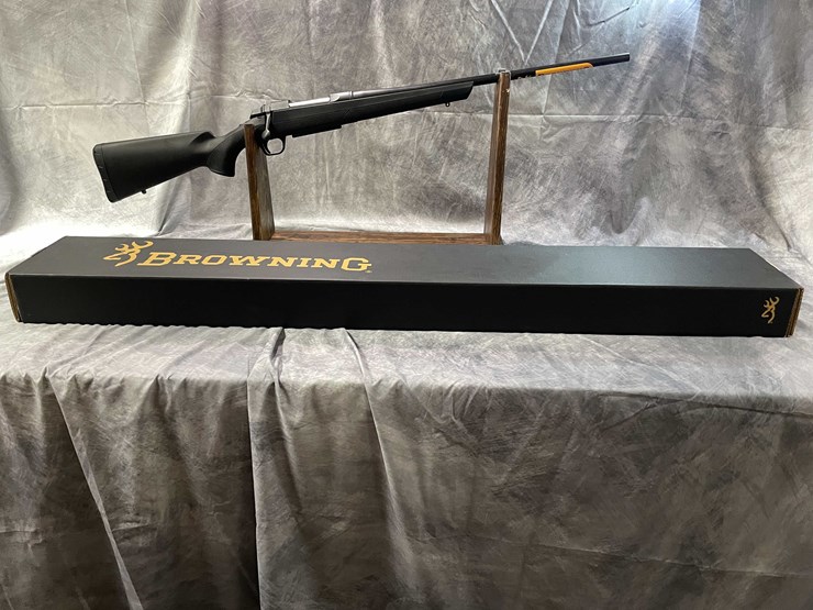#4579-•-browning-a-bolt-iii-30-06-sprg-bolt-action-rifle,-sn:-01465yv358-image-1