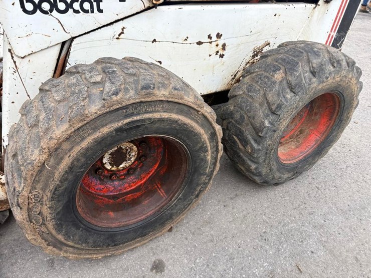 bobcat-825-image-17