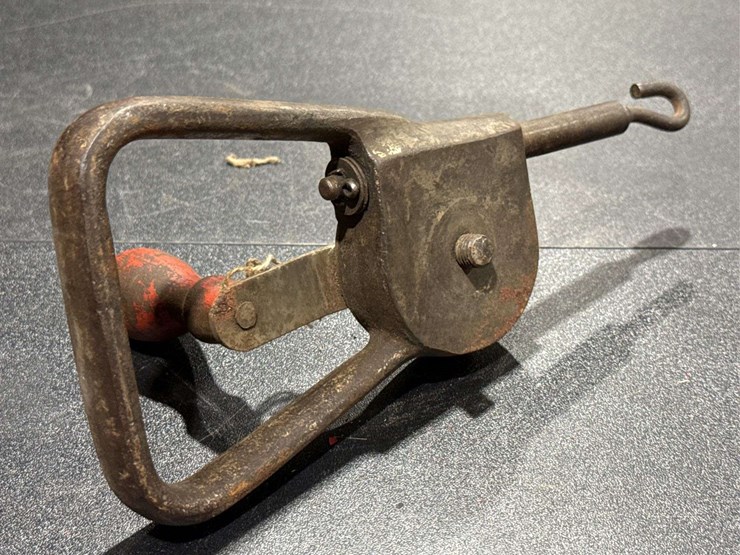 tools-for-rope-making-image-24