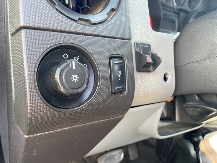 2016-ford-f550-image-77