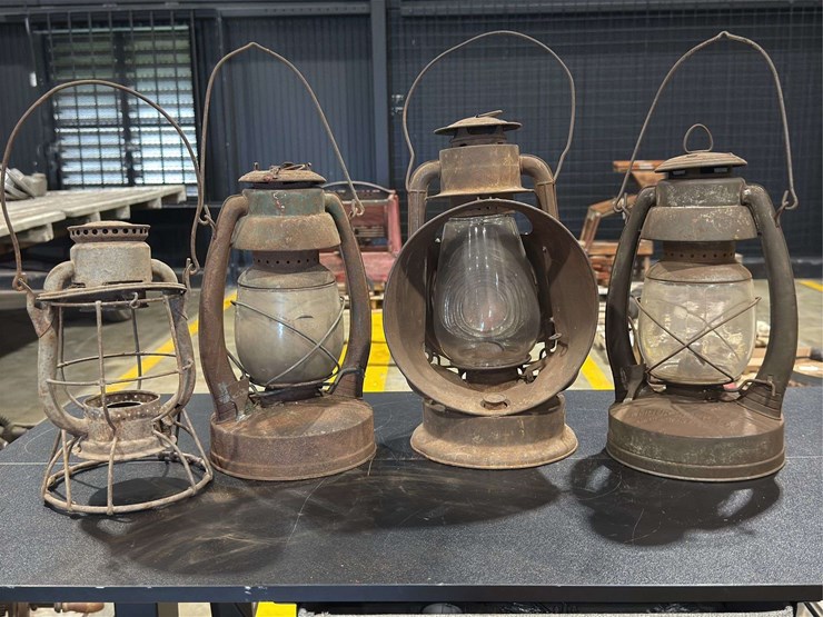 group-of-lanterns-image-1