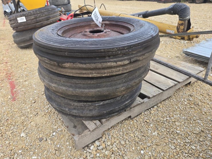 #3955-•-(3)-16"-tires-and-rims-image-2