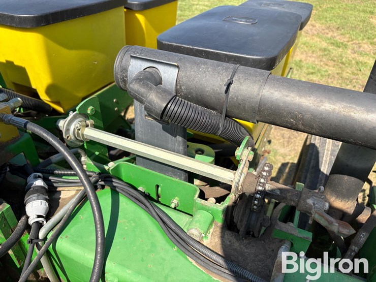 john-deere-1770-image-19