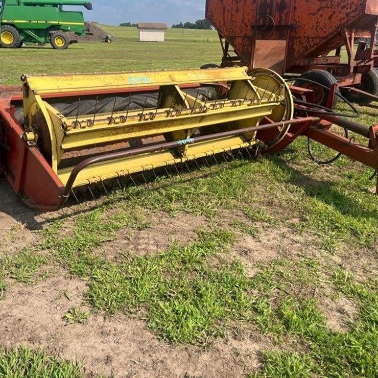 NEW HOLLAND 467