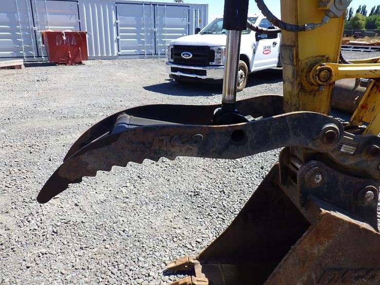 kobelco-sk85cs-3e-image-10