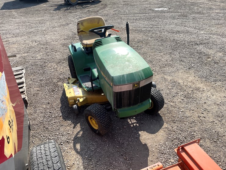 john-deere-la-image-2