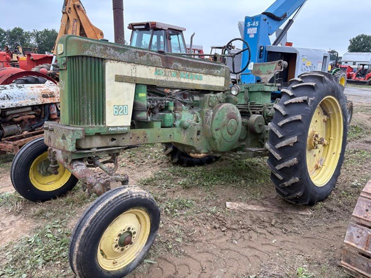 john-deere-620-image-1