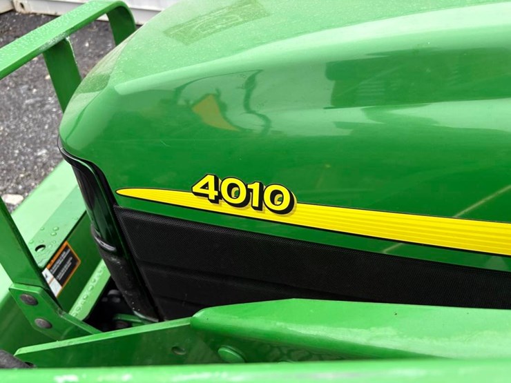 2004-john-deere-4010-image-18