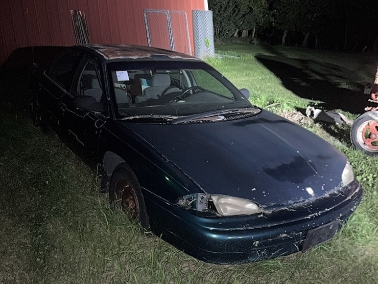 1994-dodge-intrepid,-been-sitting,-sells-as-is-image-1