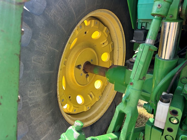 john-deere-7320-image-9