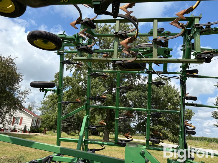 john-deere-980-image-17