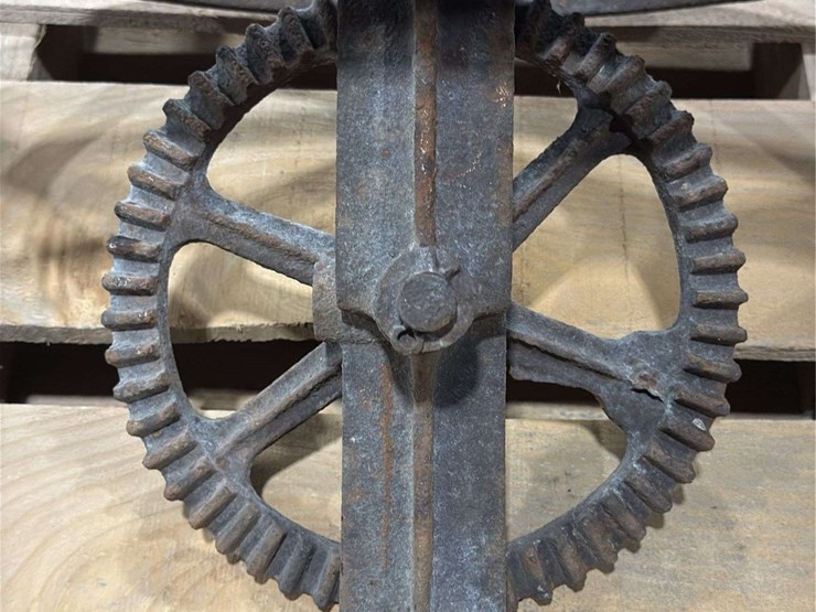 various-industrial-salvage-parts-likely-from-the-late-1800's-image-18