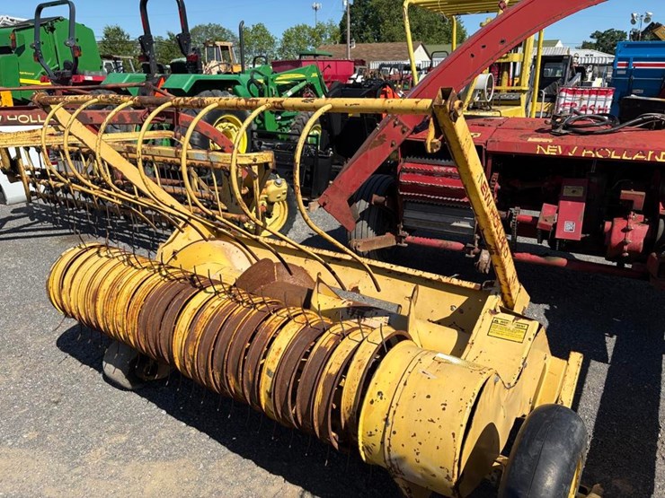 new-holland-790-image-6