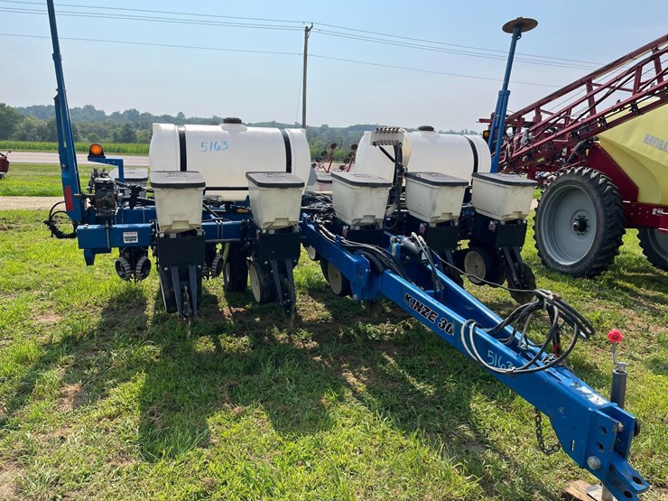 kinze-3000-image-2