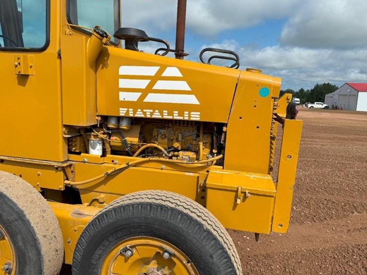 1986-fiat-allis-65b-image-21