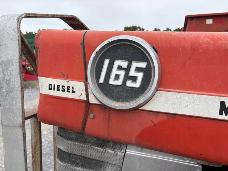massey-ferguson-165-image-14