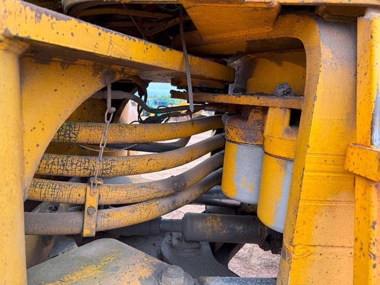 deere-644b-image-24