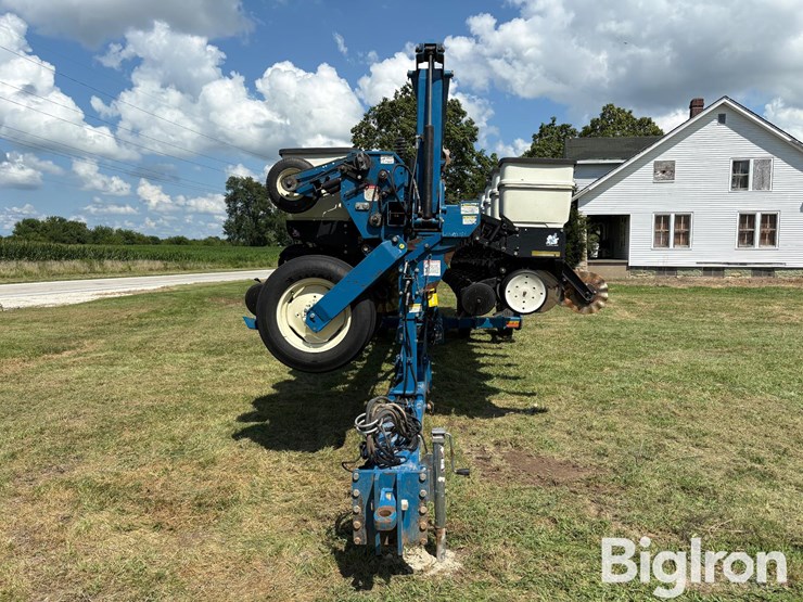 kinze-3600-image-2