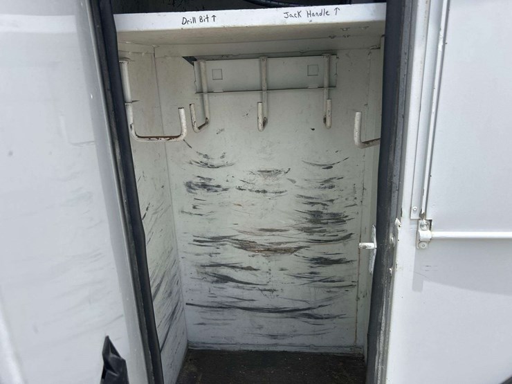 2013-international-durastar-4400-image-22