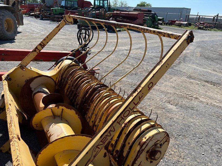 new-holland-790-image-9