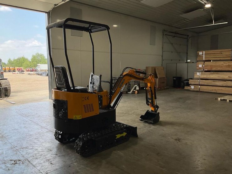 #1200-•-unused-future-ft13-mini-excavator-image-3