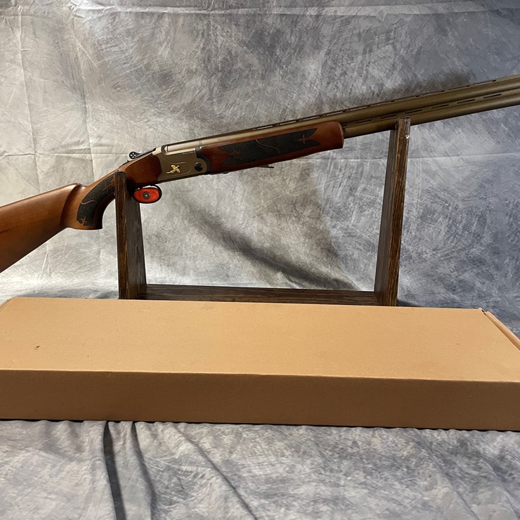 #4627 • Hatfield 12 Ga. Over Under Shotgun, SN: 12U22-000755