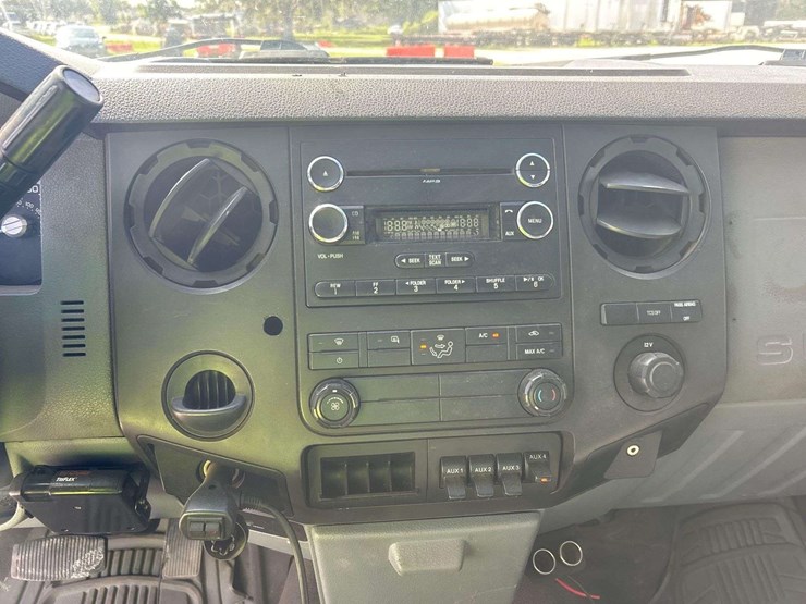 2012-ford-f350-image-18