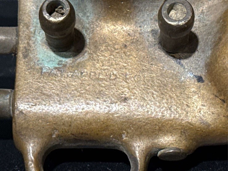 brass-milking-machine-claw-image-5