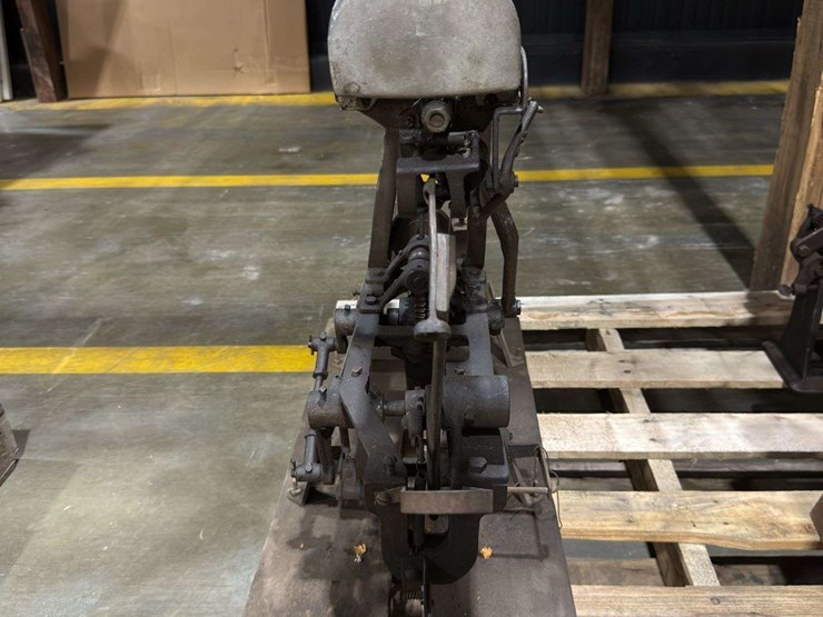 industrial-guillotine-paper-cutter-image-4