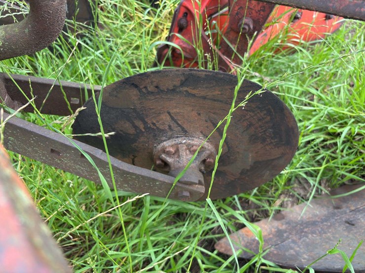 ji-case-5-bottom-14"-pull-type-plow-image-48