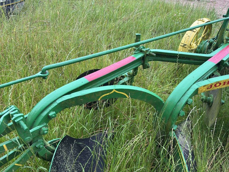 john-deere-14-image-25