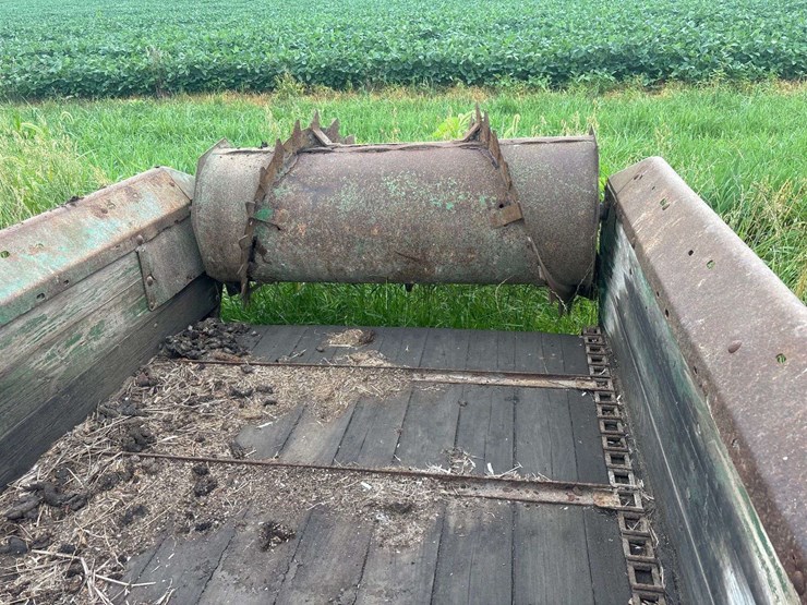 john-deere-34-image-17