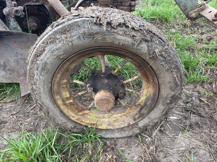 john-deere-14-image-45