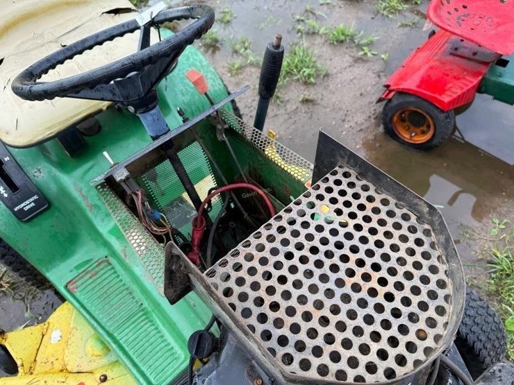 john-deere-116-image-9