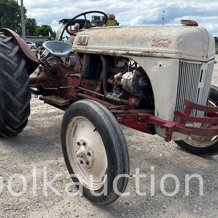 FORD 8N