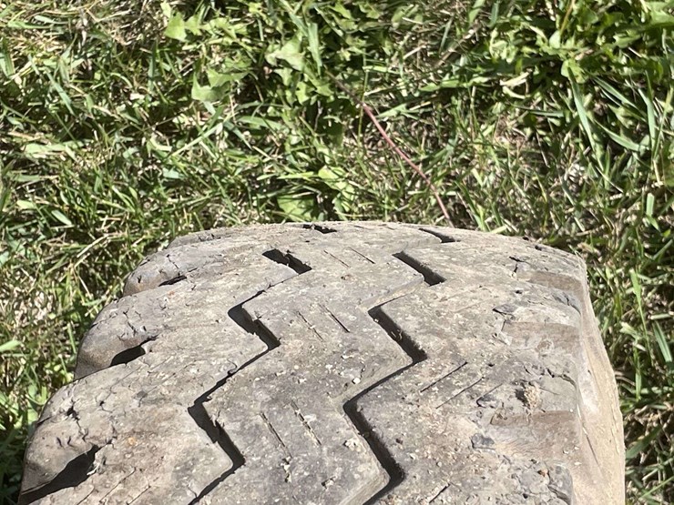 john-deere-triumph-wagon-and-running-gear-image-32