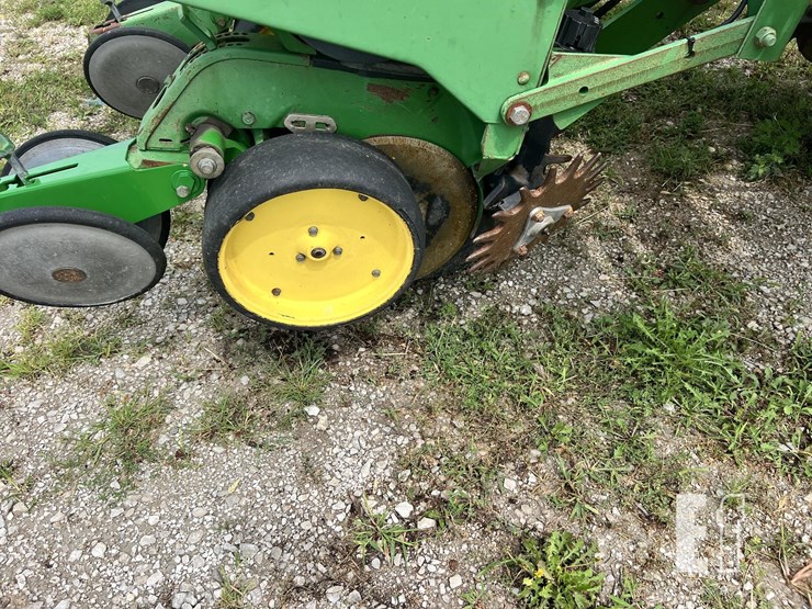 1994-john-deere-7200-image-21