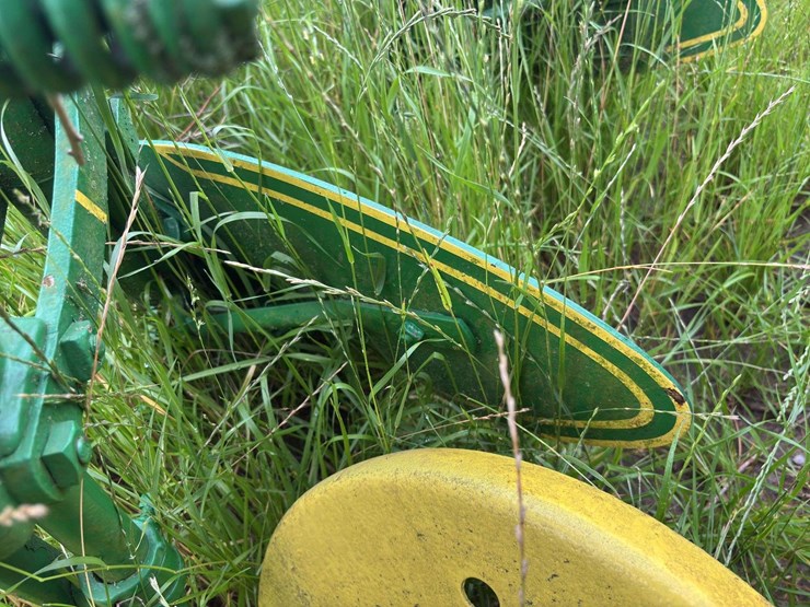john-deere-14-image-22