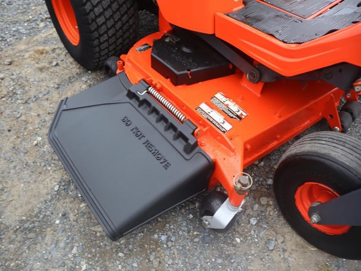 kubota-zd326-image-15