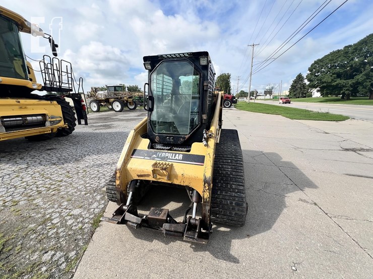 2004-caterpillar-277b-image-18