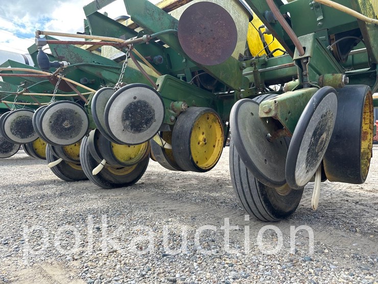 john-deere-7000-image-8