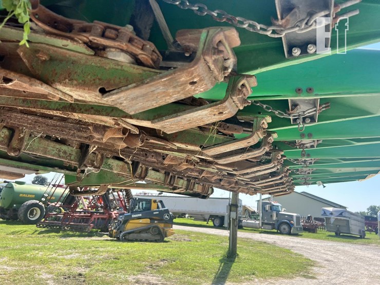 new-holland-cr9060-image-25