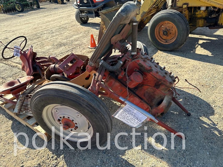 2105-ford-8n-image-4