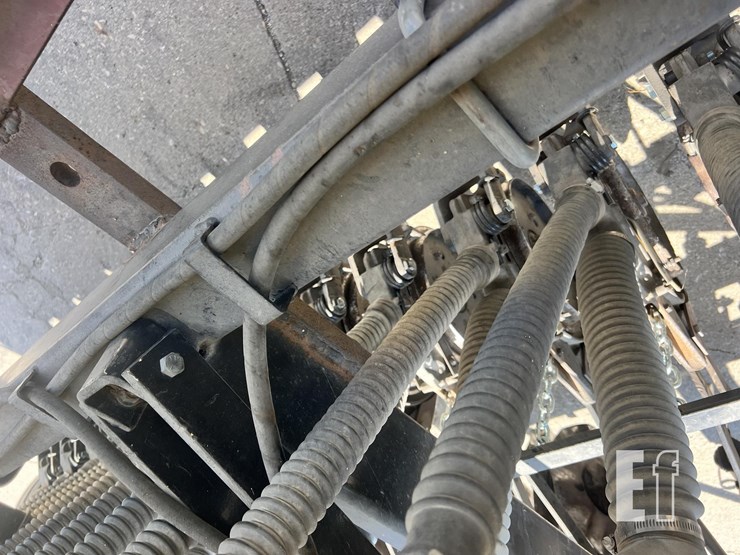 truax-flxii-818-image-34