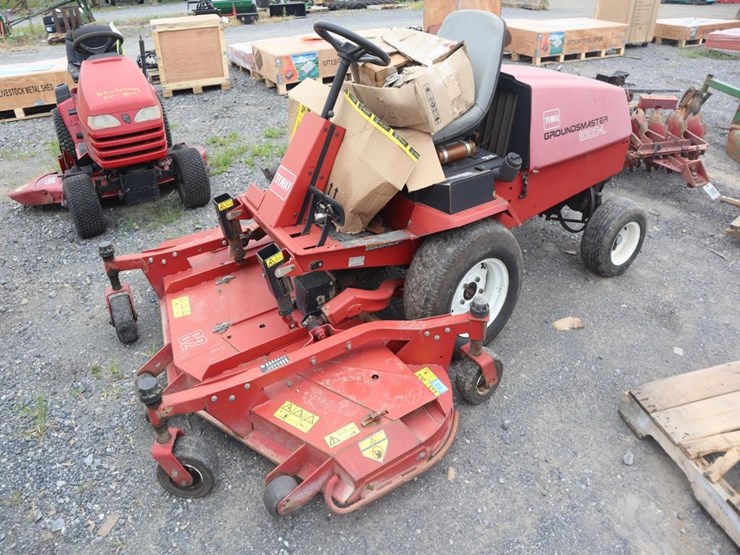 toro-groundmaster-1000-l-mower-image-1