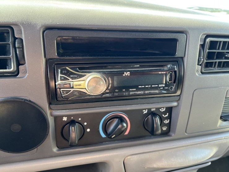 1999-ford-f550-xl-sd-image-28