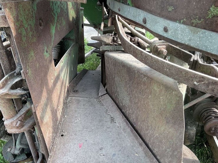 john-deere-corn-binder-image-21