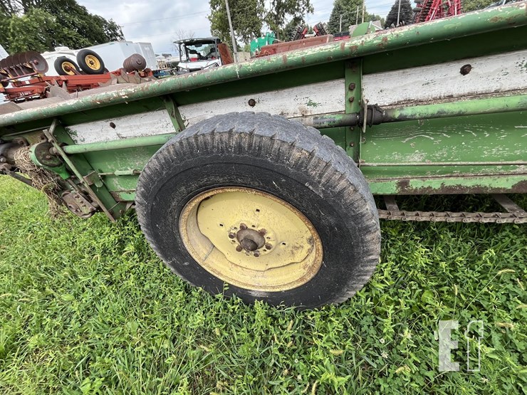 john-deere-34-image-10